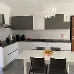 Tulipano House - Key To * 瓦雷多利亚